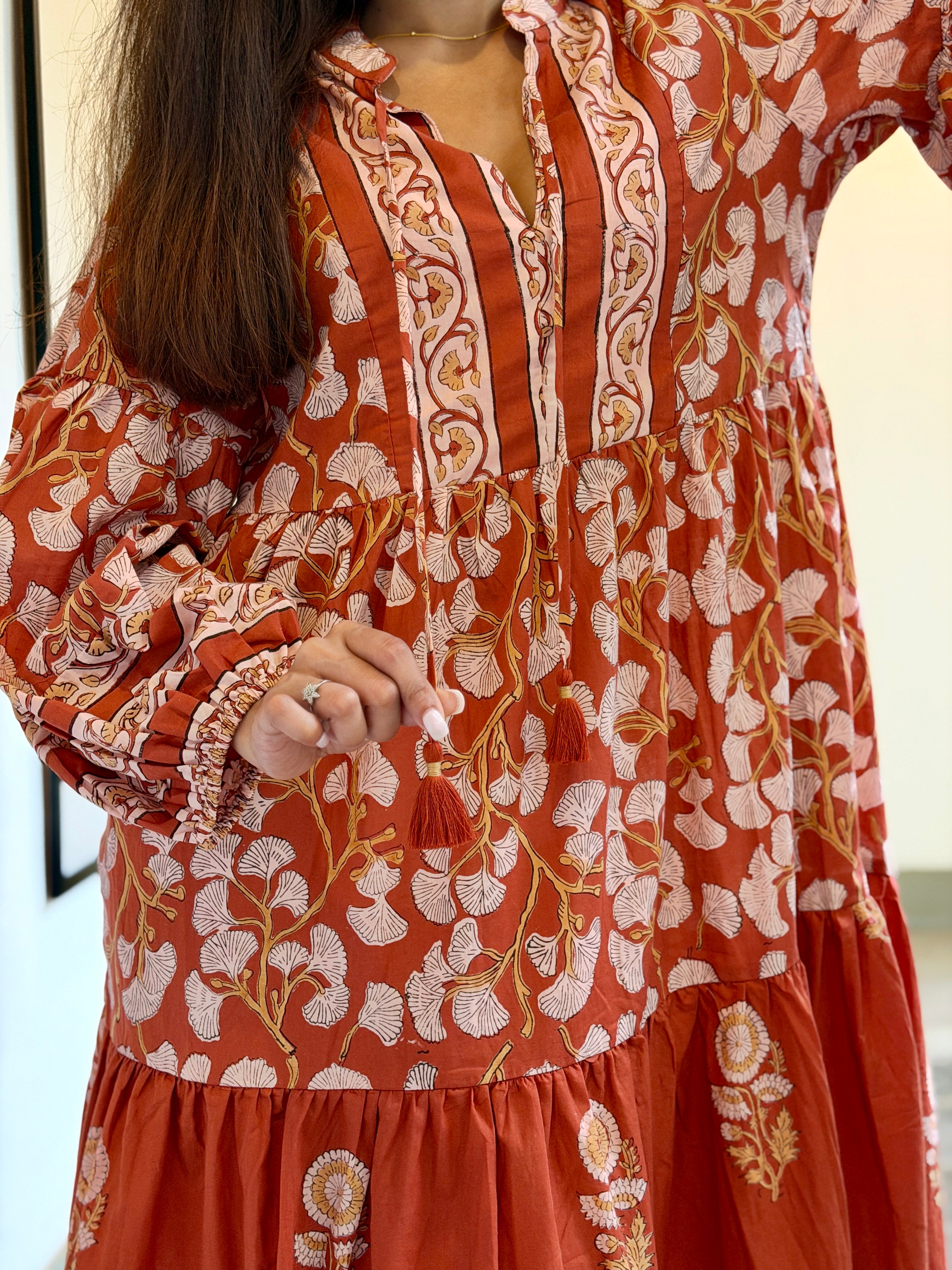 Raquel - Mecuria Collection