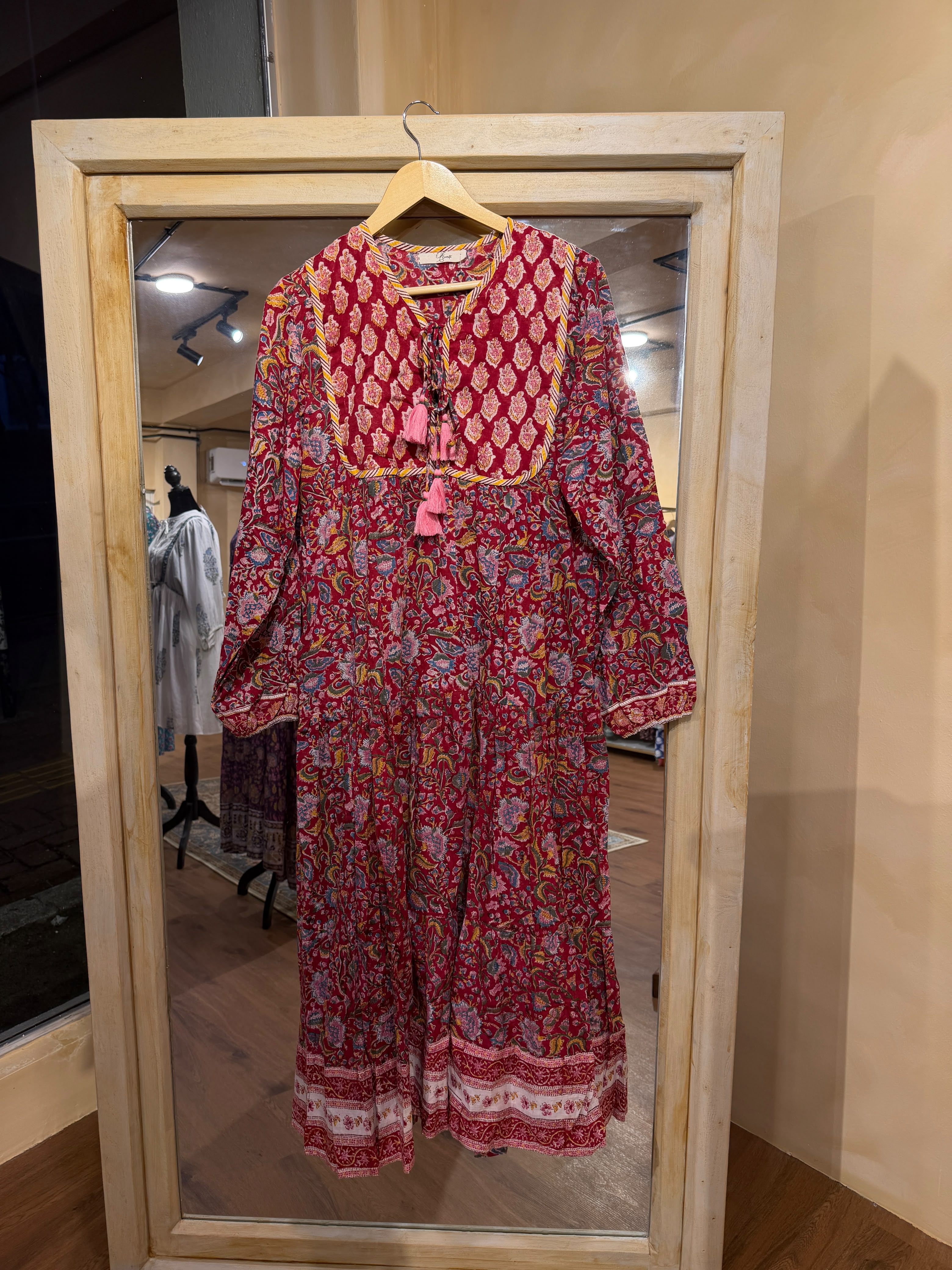 Solara- Mecuria Collection
